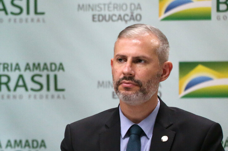 Bolsonaro Oficializa Victor Godoy Veiga No Minist Rio Da Educa O O